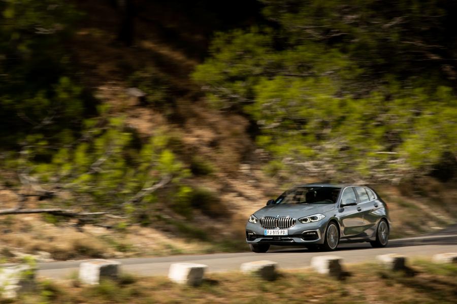  BMW 118i Luxury Line (F40) 2019 года  (WW) (фото 25 из 40)